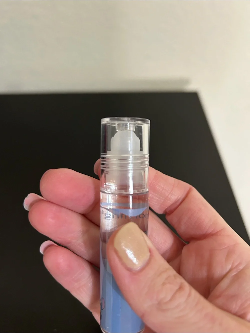 Stitch Rolling Lip Oil